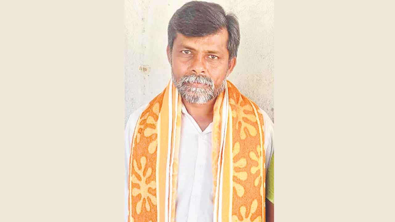 అప్పుల బాధతో రైతు ఆత్మహత్య