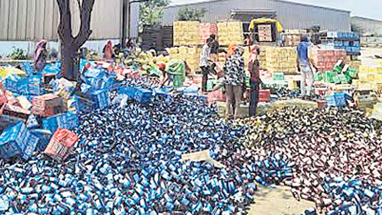 కల్తీ మద్యాన్ని ప్రవేశపెట్టొద్దు