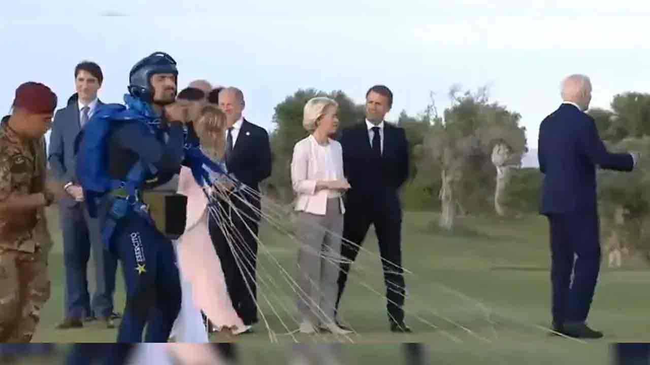 Joe Biden: జో బైడెన్ తిక‌మ‌క‌.. జీ7లో వింత ప్ర‌వ‌ర్త‌న.. వీడియో