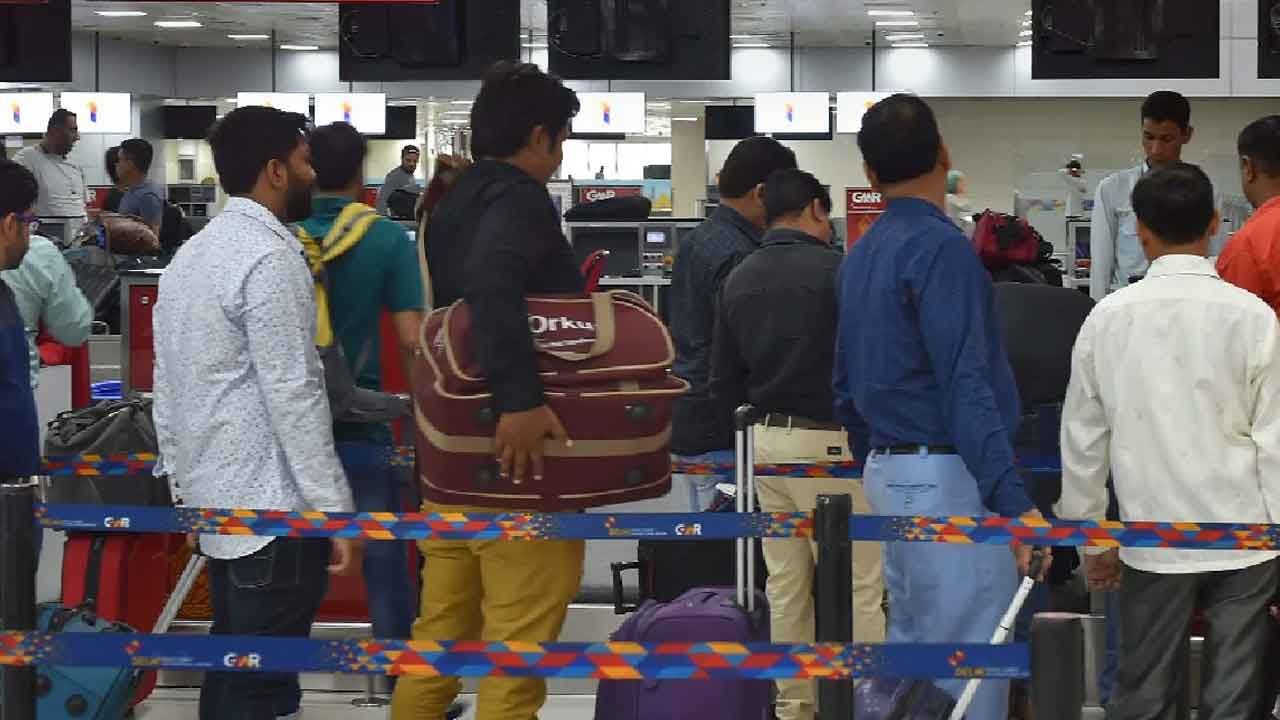 నకిలీ బెదిరింపు కాల్స్‌ చేస్తే ఐదేండ్ల నిషేధం!