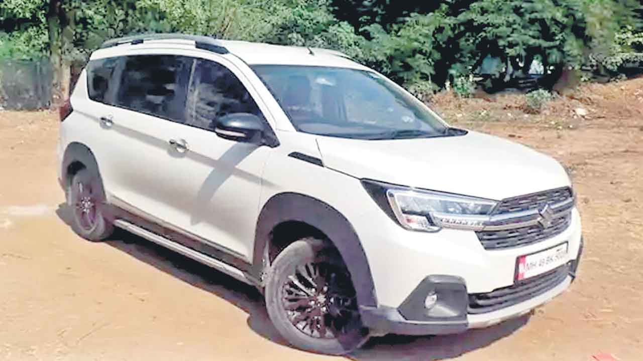 అద్దెకారు పేరిట అవినీతి పర్వం