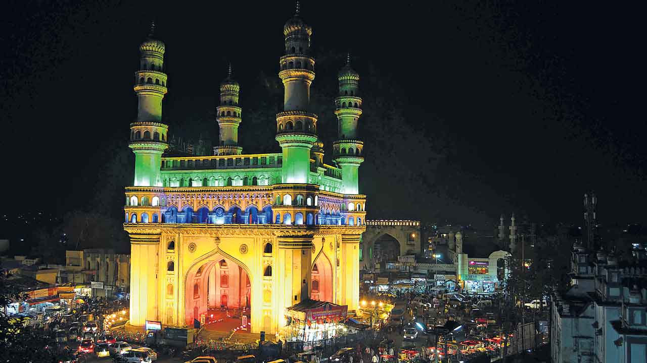 Hyderabad | హైటెక్ సిటీకి ఏడాది పొడవునా పోటెత్తిన పర్యాటకులు..!