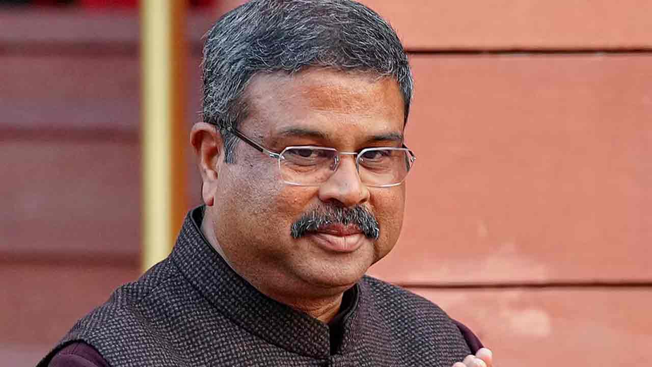 Dharmendra Pradhan: నీట్‌-యూజీ ప‌రీక్ష పేప‌ర్ లీకేజీపై ఆధారాలు లేవు: మంత్రి ధ‌ర్మేంద్ర ప్ర‌దాన్‌