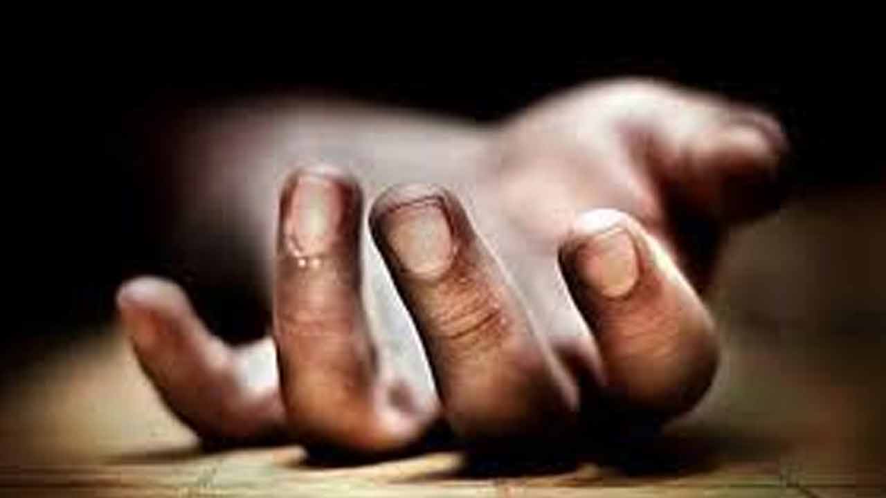 ‘నారాయణ’లో ఇంటర్‌ విద్యార్థిని ఆత్మహత్య