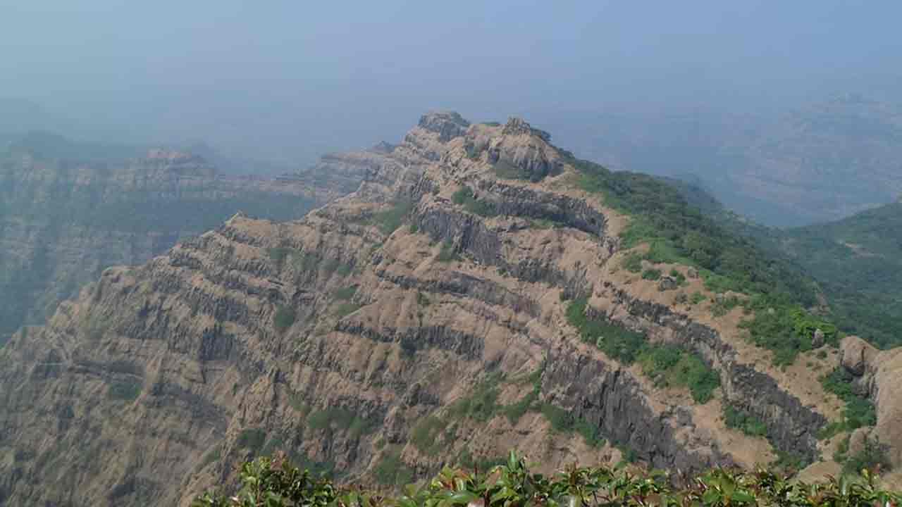 Trekkers: ఘ‌ర్‌వాల్ ప‌ర్వతాల్లో చిక్కుకున్న 19 మంది ట్రెక్క‌ర్లు, న‌లుగురు మృతి