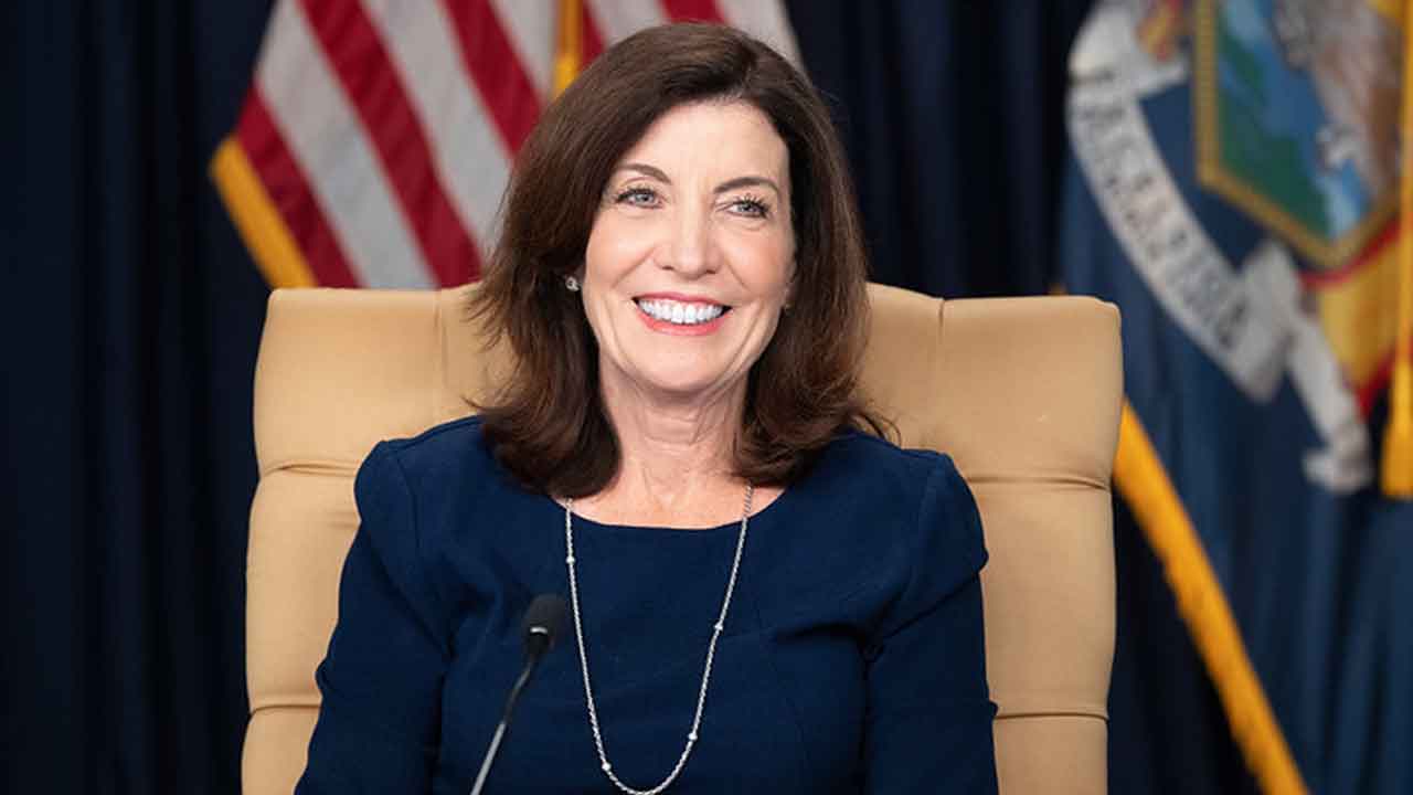 New York | అక్కడ మైనర్లు చూసే సోషల్‌ మీడియా పోస్ట్‌లపై ఆంక్షలు