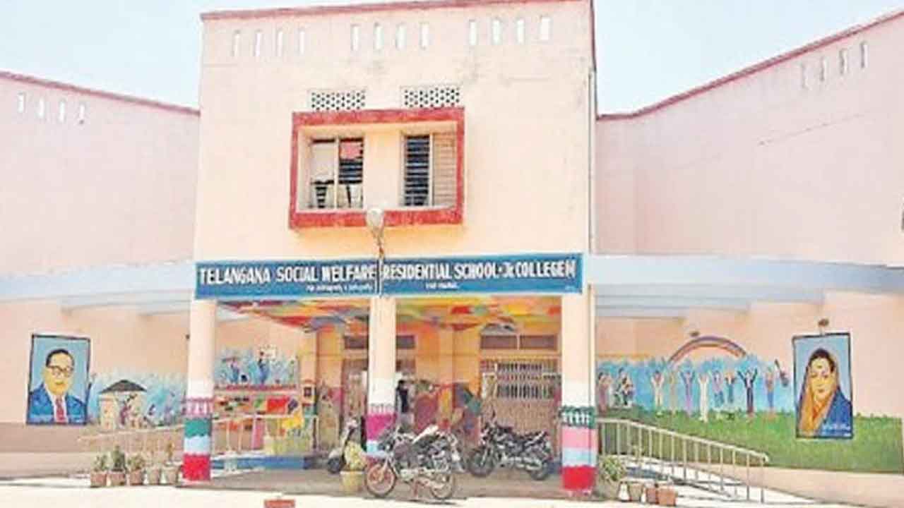 బీసీ గురుకుల ప్రవేశాలకు రెండో జాబితా విడుదల