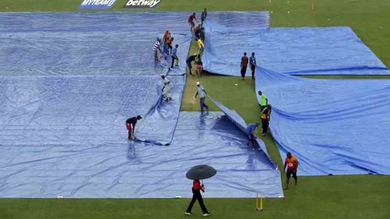 WI vs PNG | గయానాలో వ‌ర్షం.. విండీస్ ఇన్నింగ్స్ సాగేనా..?