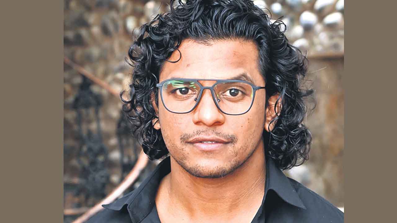 మాస్‌ ఎలివేషన్స్‌కి కొదవుండదు