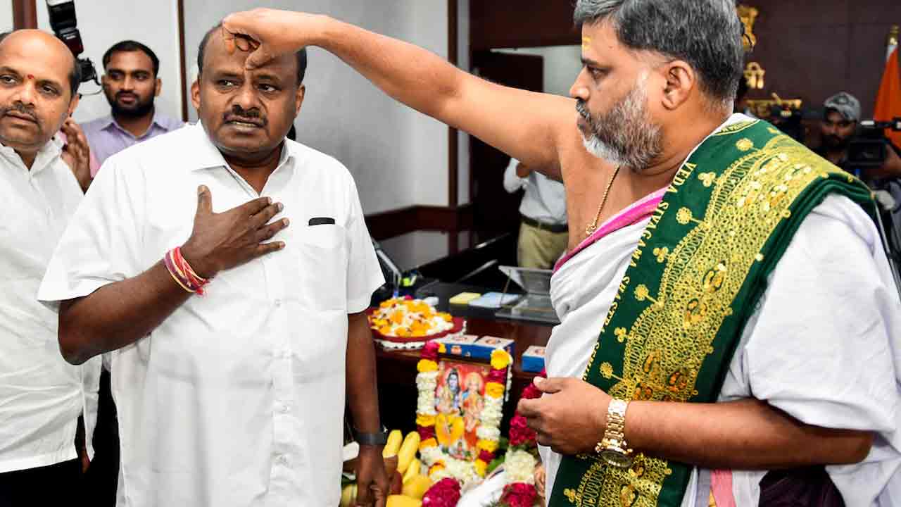 Tesla: క‌ర్నాట‌క‌కు టెస్లా కంపెనీ..  కేంద్ర మంత్రి ఏమ‌న్నారంటే?