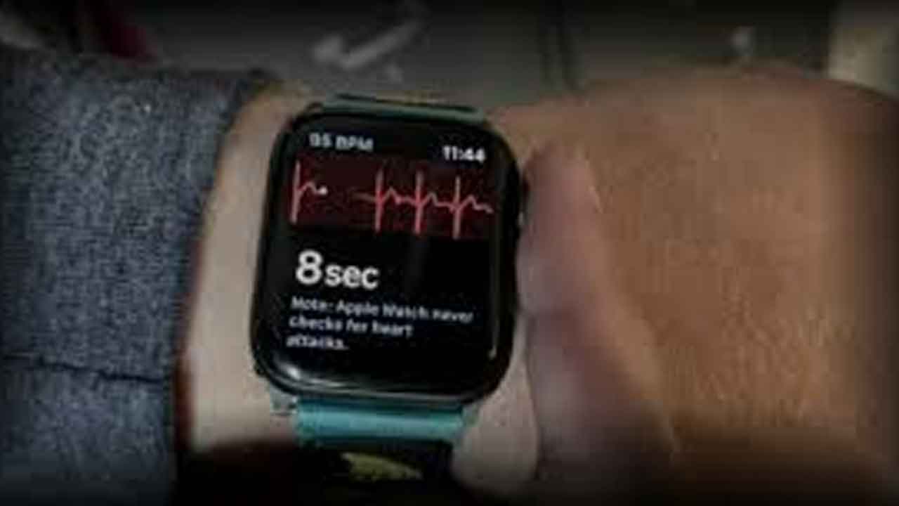 Heart Stroke | గుండెపోటును గుర్తించిన ఆపిల్‌ వాచ్‌.. ప్రాణాల‌తో బ‌య‌ట‌ప‌డ్డ‌ బీజేపీ సిరిసిల్ల జిల్లా అధ్యక్షుడు