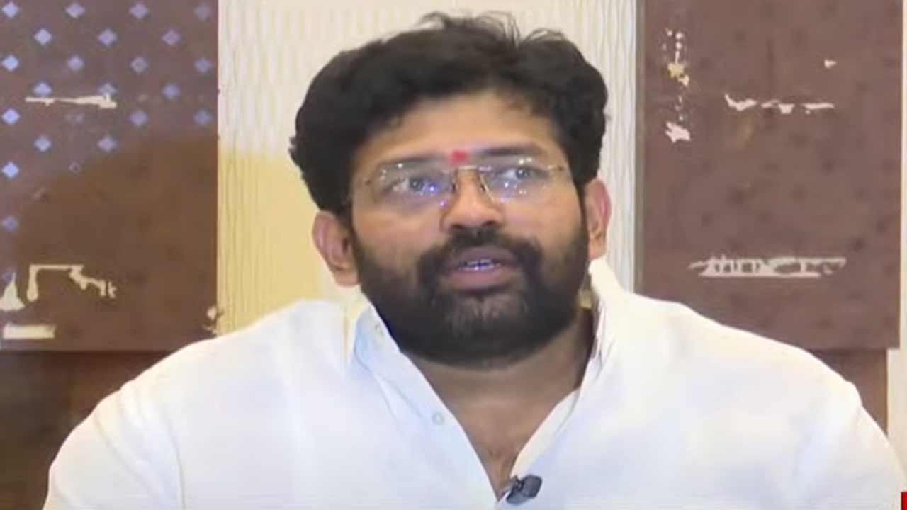 YS Jagan | ఓడినా గెలిచినా జగన్ రియల్‌ హీరో.. ఆ అధికారులే భ్రష్టు పట్టించారు : వైసీపీ నేత సంచలన వ్యాఖ్యలు