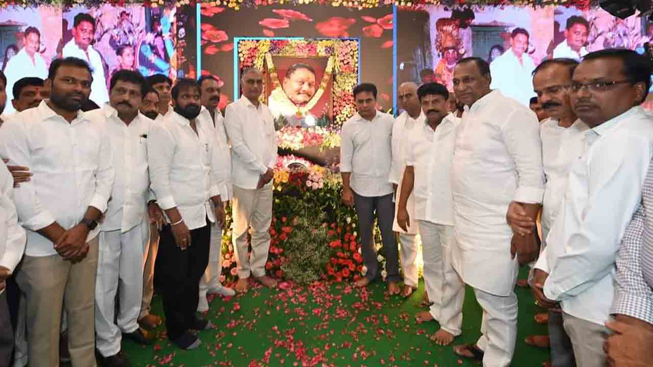 Talasani Shankar Yadav | త‌ల‌సాని శంక‌ర్ యాద‌వ్‌కు ఘ‌న నివాళుల‌ర్పించిన కేటీఆర్, హ‌రీశ్‌రావు