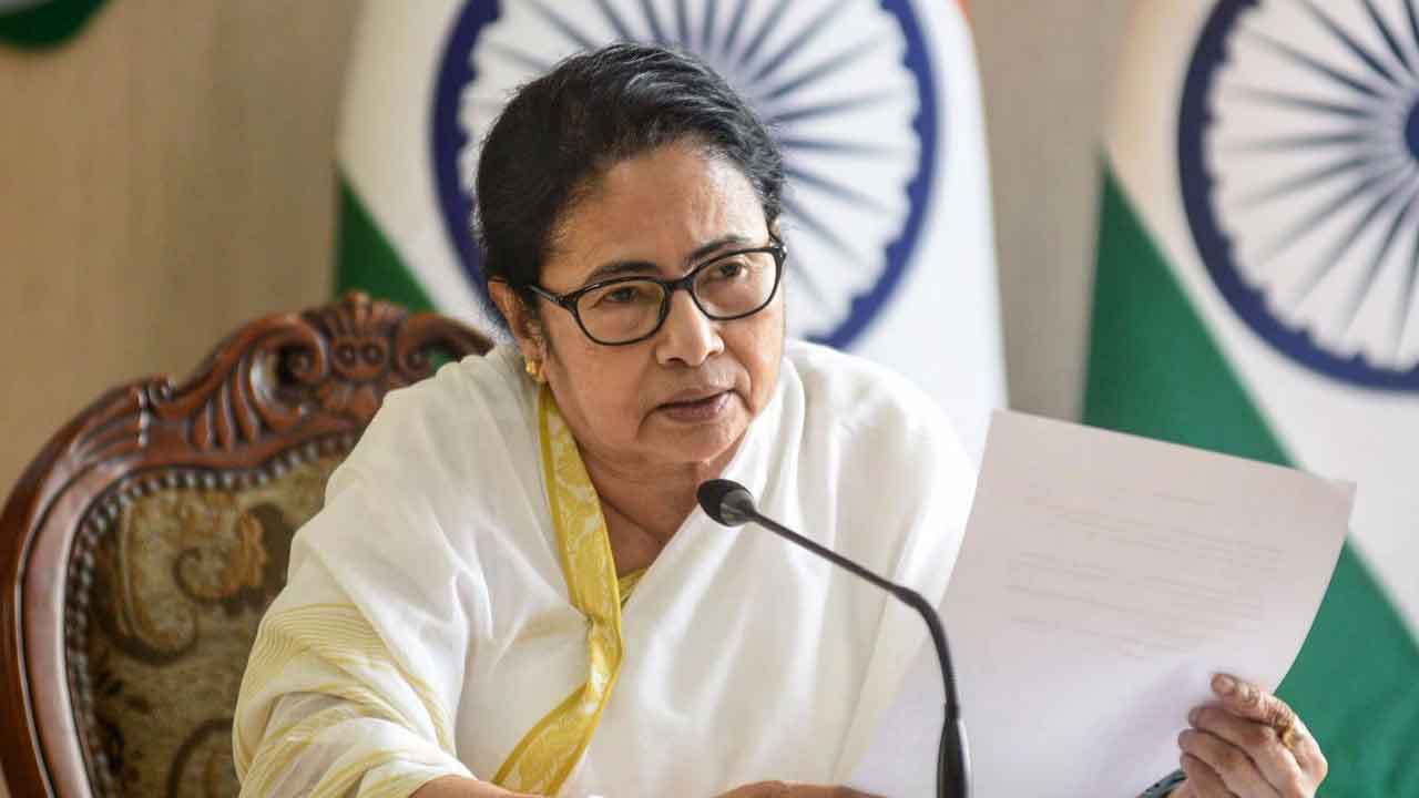 తీస్తాపై తగాదా.. సంప్రదించకపోవడంపై మమత ఫైర్‌