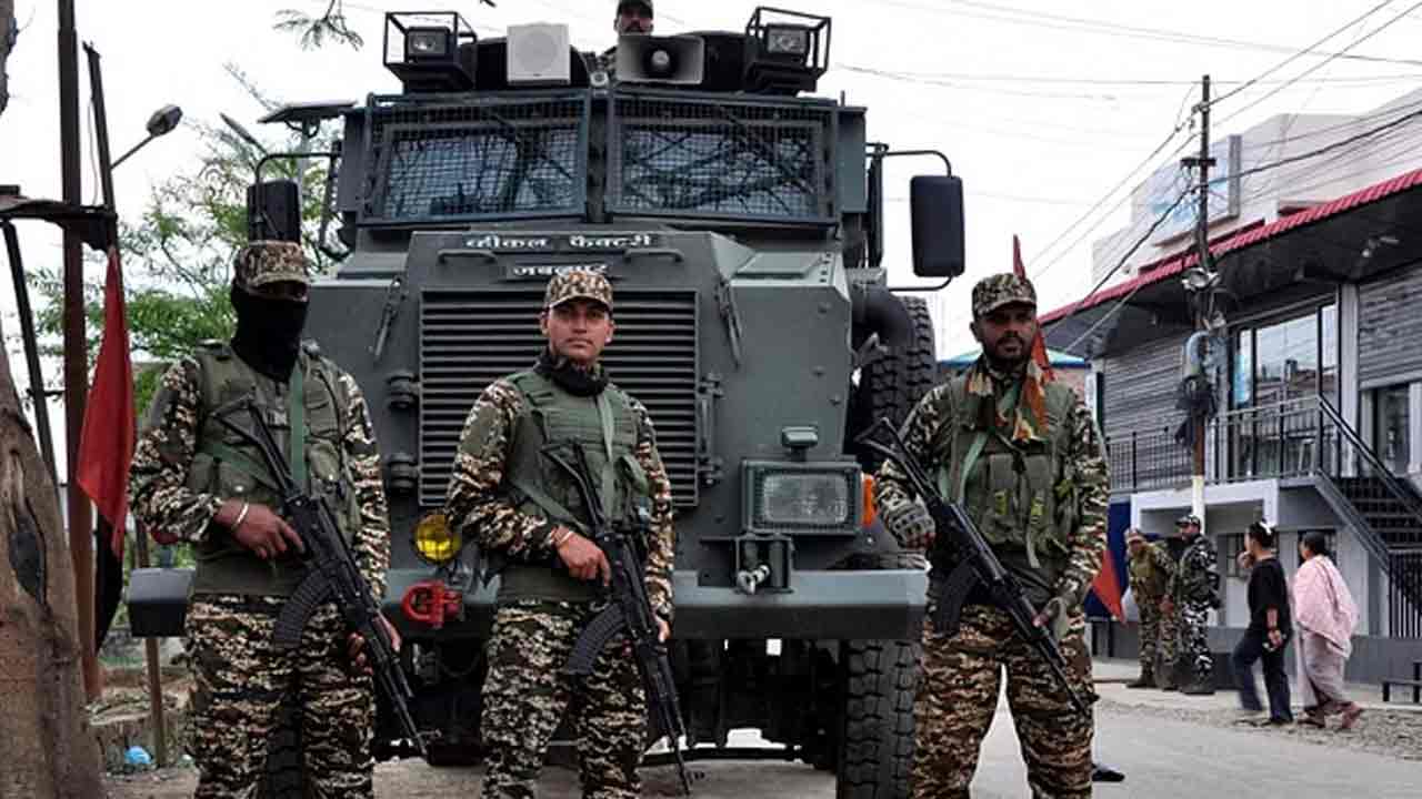 Manipur: మణిపూర్ సీఎం సెక్యూర్టీ కాన్వాయ్పై మిలిటెంట్ల దాడి