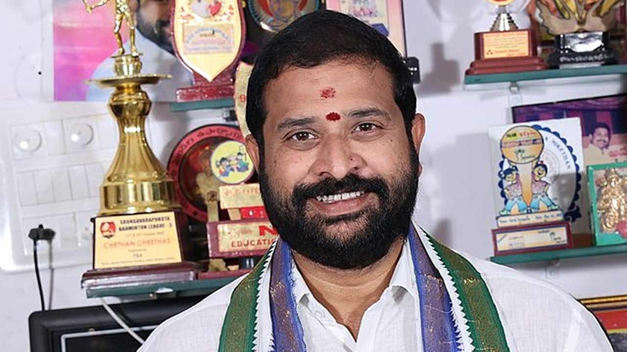 AP News | వైసీపీ ఎమ్మెల్సీపై అనర్హత వేటు.. కీలక ఆదేశాలు జారీ చేసిన ఏపీ హైకోర్టు