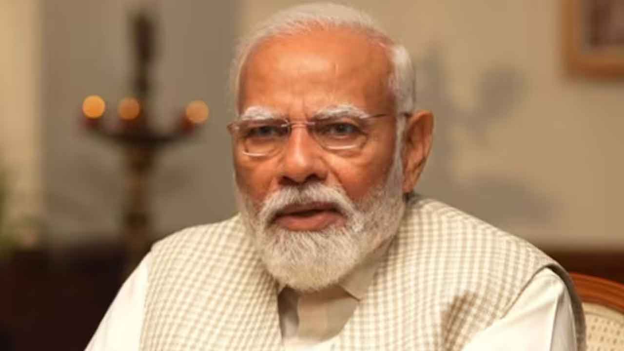 ప్రతి ఆరుగురిలో ఒకరు రాజ్యసభ సభ్యులే