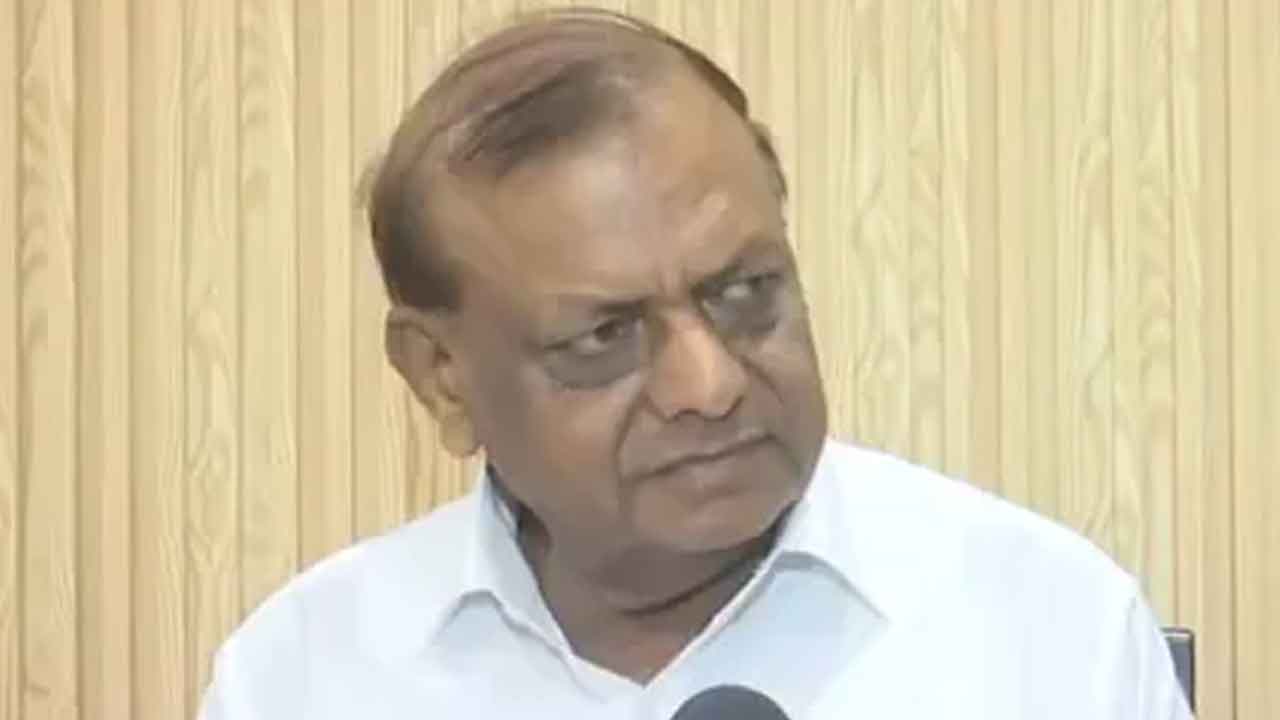 MP RK Choudhary | ప్రజాస్వామ్యంలో రాచరికపు చిహ్నాలెందుకు?.. సెంగోల్పై స్పీకర్కు ఎంపీ ఆర్కే చౌదరి లేఖ