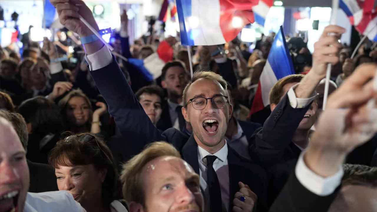 ఫ్రాన్స్‌ పార్లమెంటు రద్దు