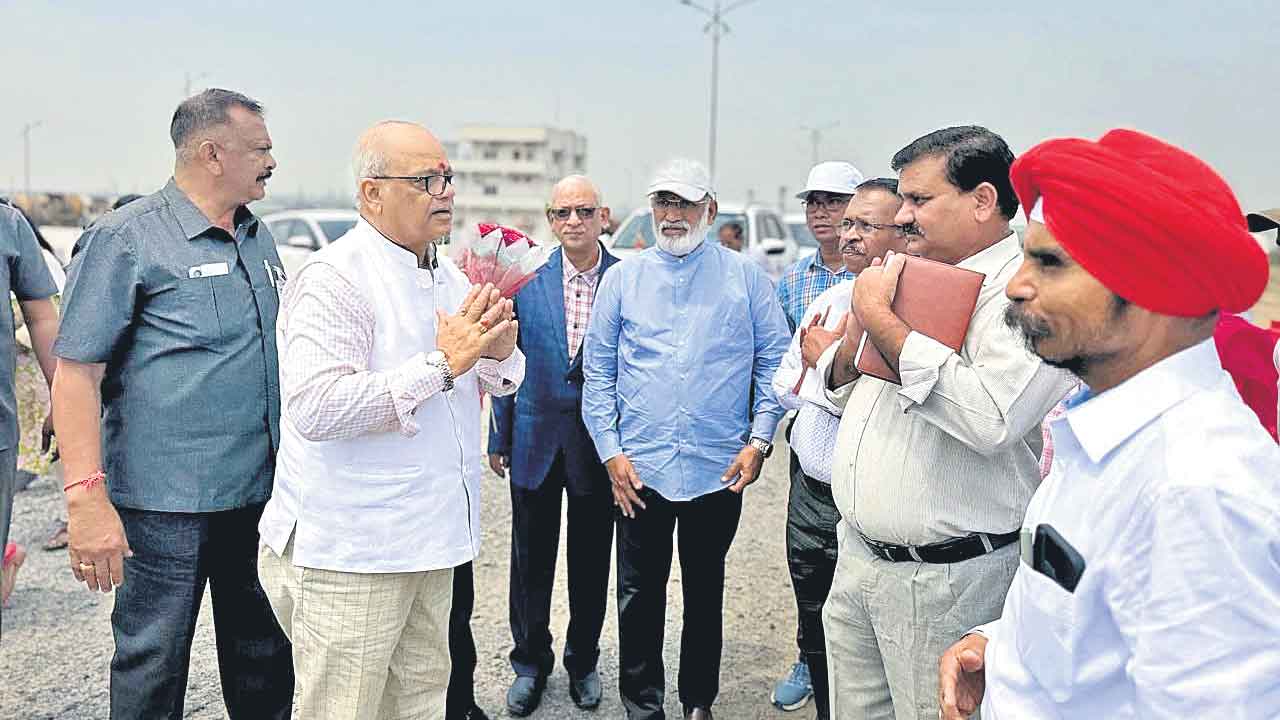 పార్వతీ బరాజ్‌ను పరిశీలించిన ఘోష్‌ బృందం