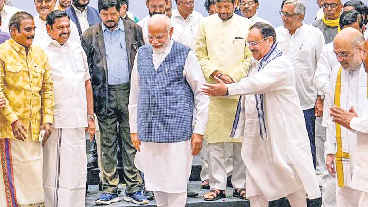 మళ్లీ సంకీర్ణ శకం