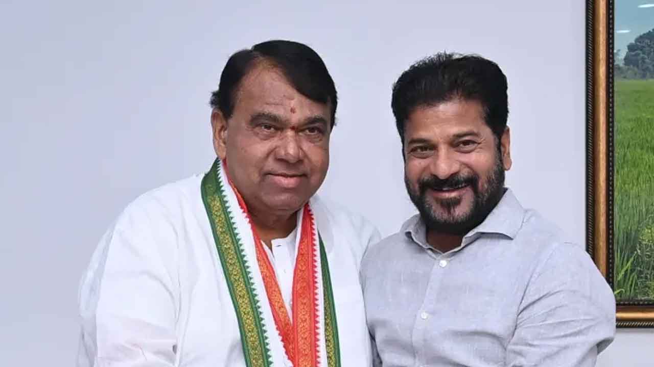 Pocharam Srinivas Reddy | కాంగ్రెస్‌లోకి పోచారం.. తిట్టిన పార్టీలోకే ఎట్ల పోతావని నిలదీసిన బీఆర్ఎస్‌ నేతలు..