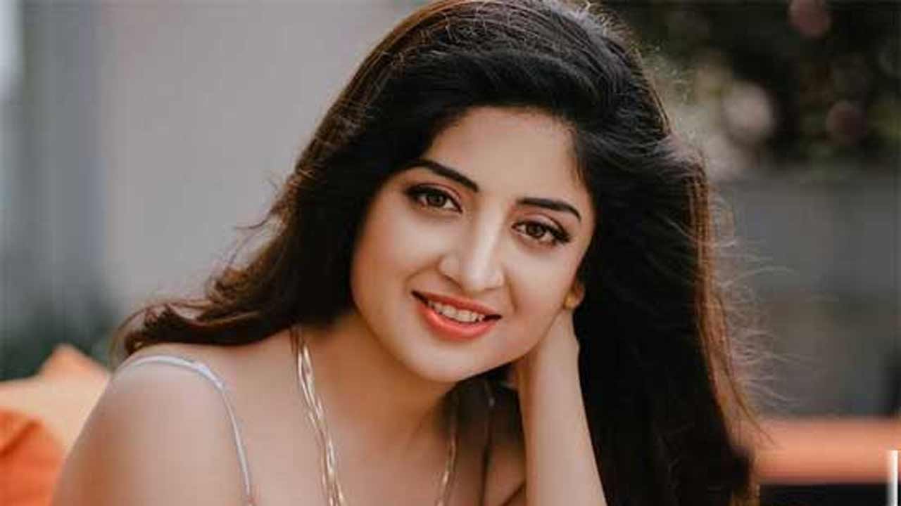 Poonam Kaur | జగన్‌ ఫ్యామిలీ మొత్తం మళ్లీ కలిసిపోవాలి.. పూనమ్‌ కౌర్‌ ఆసక్తికర ట్వీట్‌