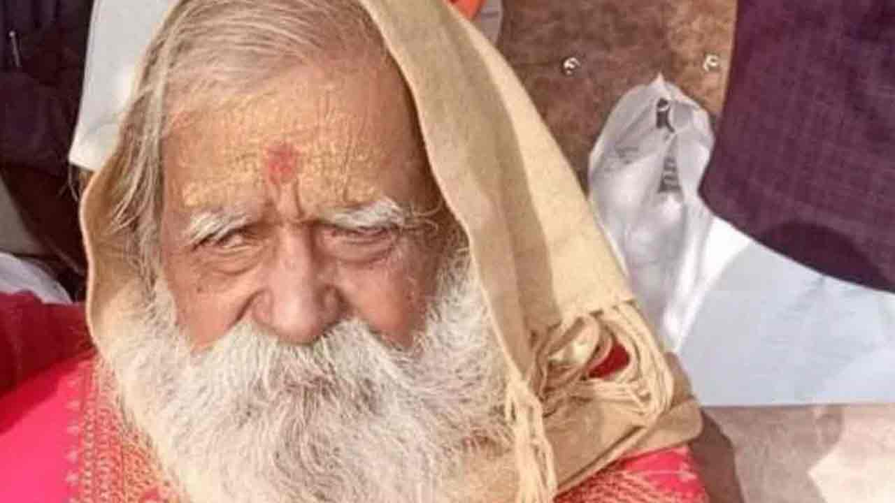 Acharya Laxmikant Dixit: అయోధ్య రాముడి ప్రాణ‌ప్ర‌తిష్ట చేసిన పూజారి ఆచార్య ల‌క్ష్మీకాంత్ దీక్షిత్ మృతి