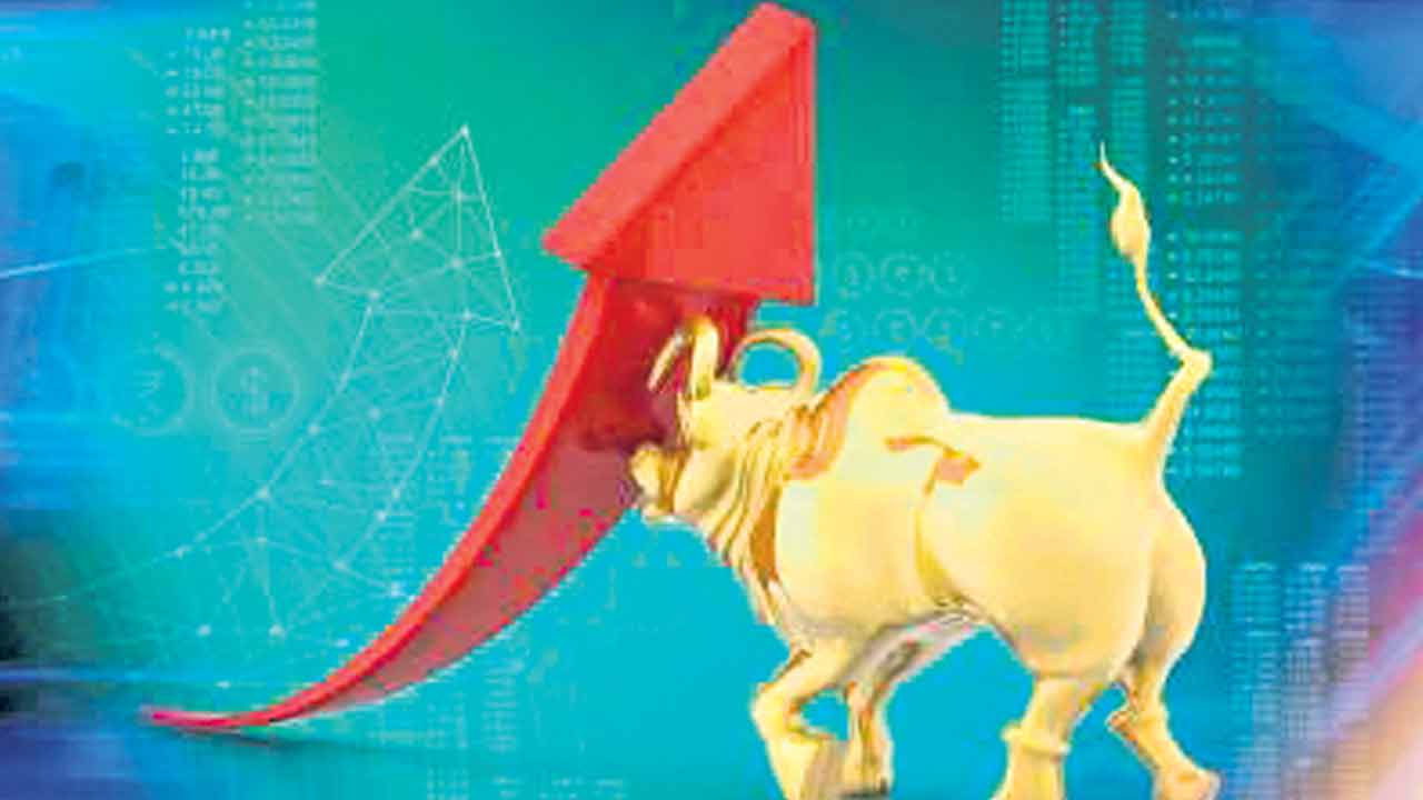 పెట్టుబడుల దిశగానే..