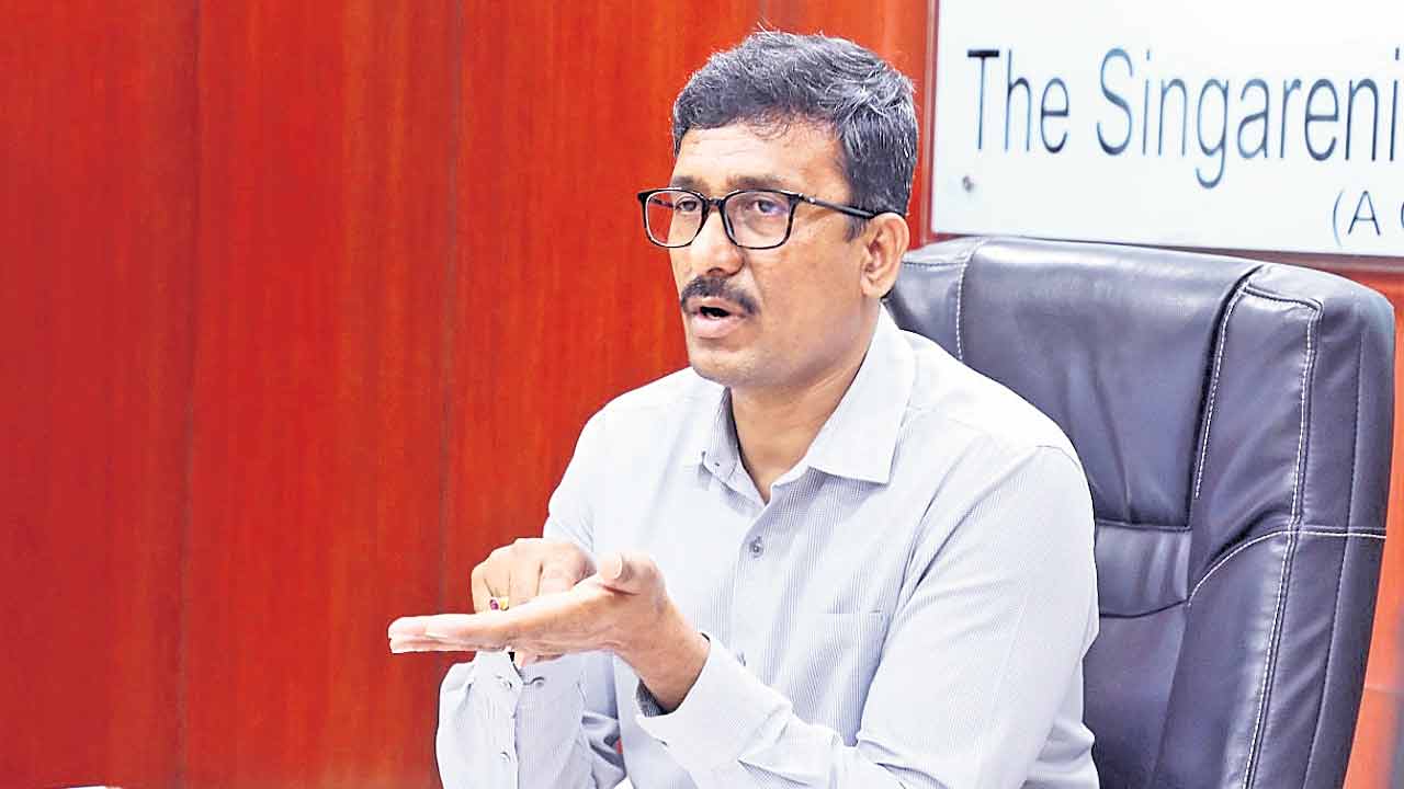 ఉద్యోగుల సంక్షేమంపై దృష్టి పెట్టండి