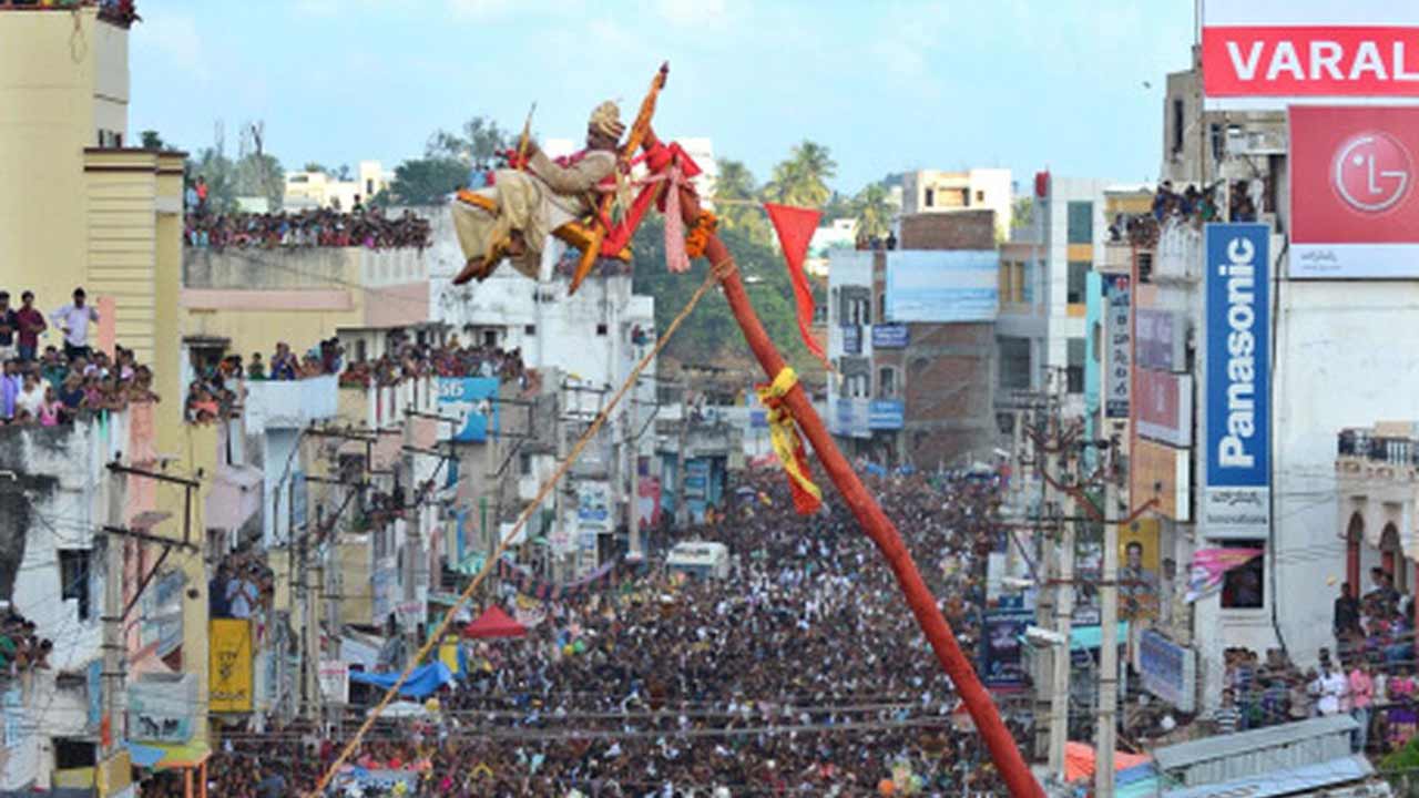 Srikakulam | సిరిమాను ఉత్సవంలో విషాదం.. ఇద్దరు మృతి