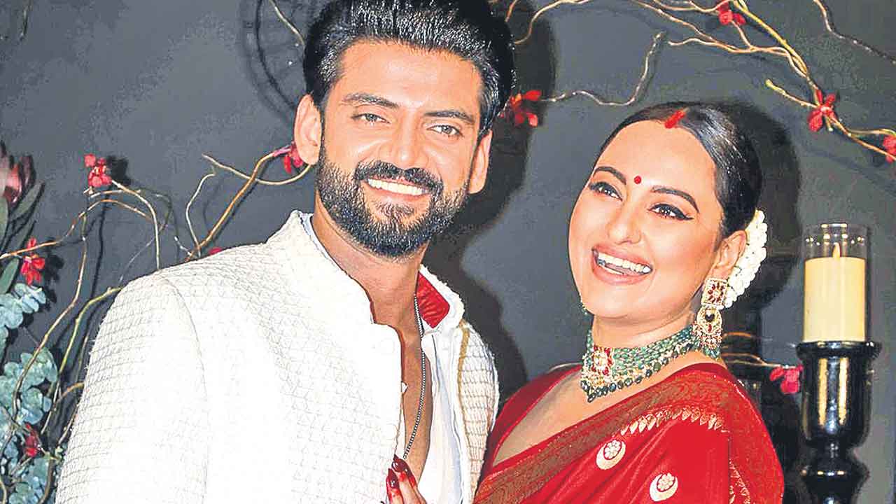 అదిరిందమ్మా సోనాక్షీ