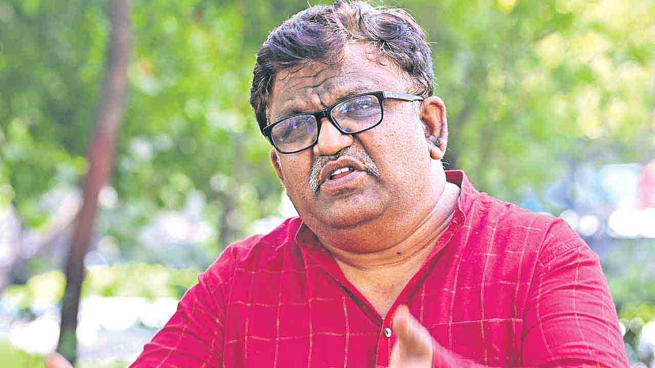 Deshapathi Srinivas | ముందుమాట‌లో కేసీఆర్ పేరుంద‌ని కాంగ్రెస్ ఓర్వ‌లేని త‌నం.. రేవంత్ రాజ‌కీయాల‌పై దేశ‌ప‌తి శ్రీనివాస్ ఫైర్