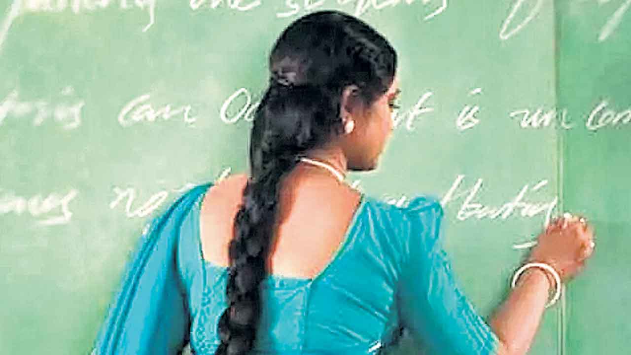 Teacher Transfers | నేటి నుంచి టీచర్ల బదిలీలు.. పదోన్నతుల ప్రక్రియ కూడా