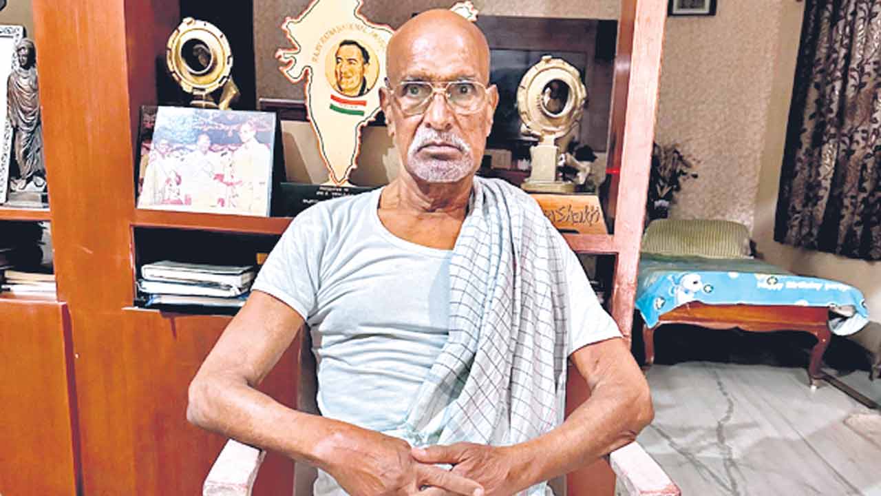 CM Revanth Reddy | రేవంత్‌తో సన్మా నం చేయించుకోవడం ఇష్టంలేక రాలే: ఉద్యమ నేత జీ ఎల్లయ్య