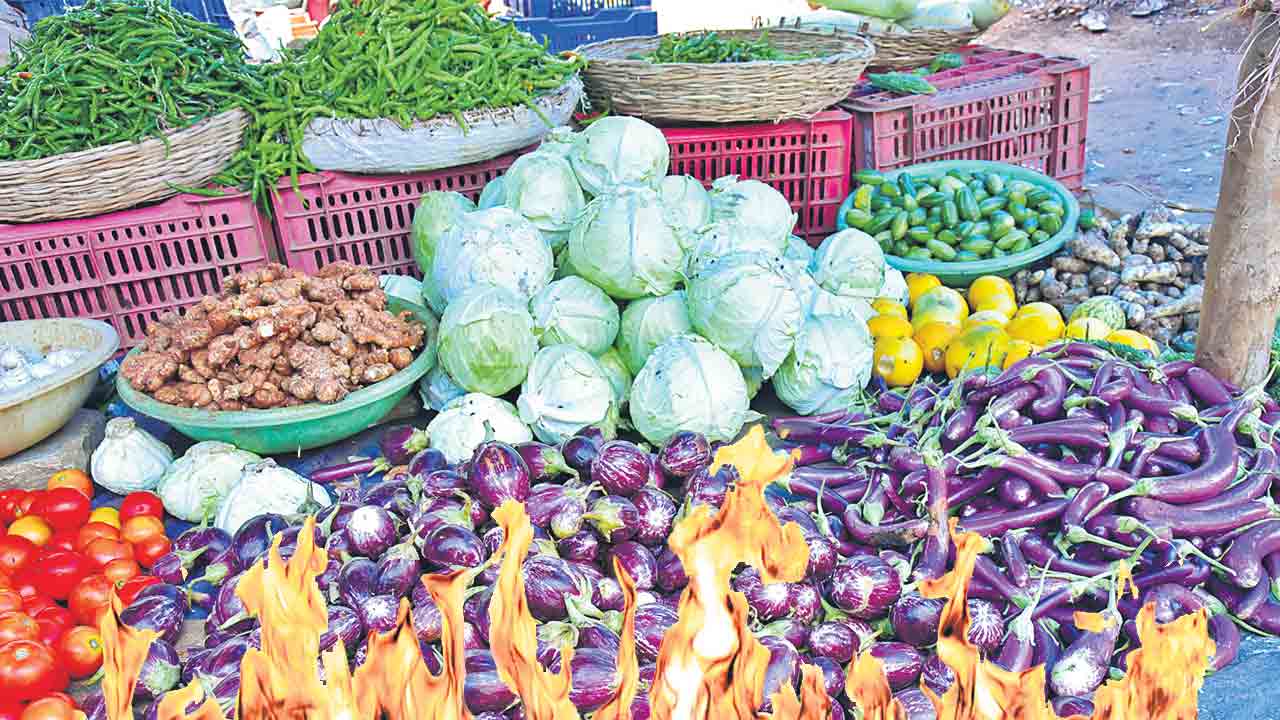 ధరాఘాతం భగ్గుమంటున్న కూరగాయల ధరలు
