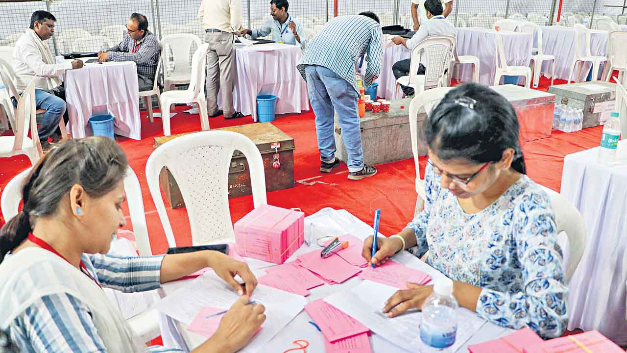 Election Results | ప్రజాతీర్పు ఎవరి వైపు?.. సార్వత్రిక ఎన్నికల ఫలితాలపై దేశవ్యాప్తంగా ఉత్కంఠ