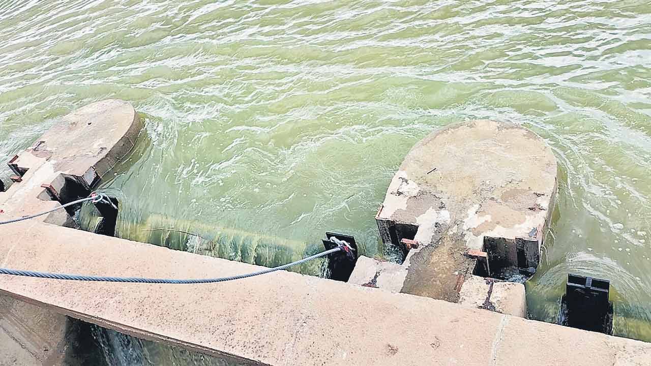 కృష్ణానదికి వరద రాక