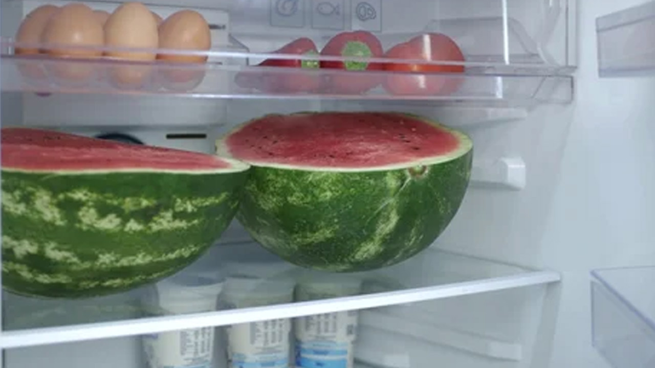 Health tips | పుచ్చపండును ఫ్రిజ్‌లో పెట్టొద్దు.. పెడితే ఏమవుతుందో తెలుసా..?