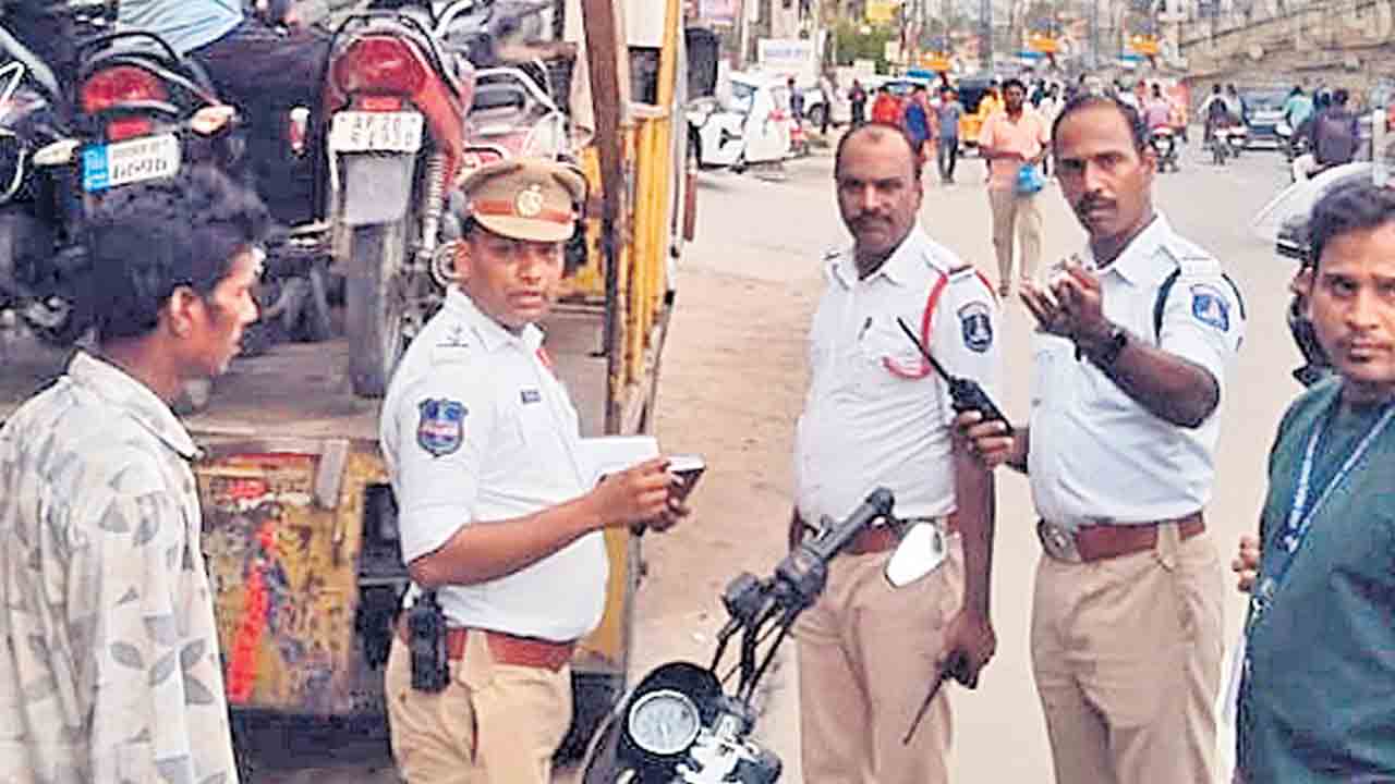 Wrong Route Driving | రాంగ్‌ రూట్‌ వెళ్తున్నారా.. అయితే మీరు మూడేండ్లు జైలుకు వెళ్లాల్సిందే!