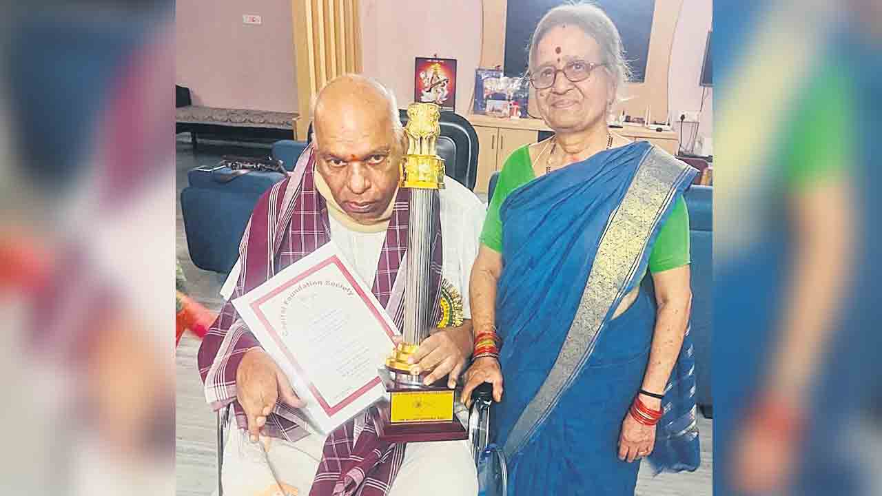 డాక్టర్‌ కిషన్‌రావుకు జాతీయ అవార్డు ప్రదానం