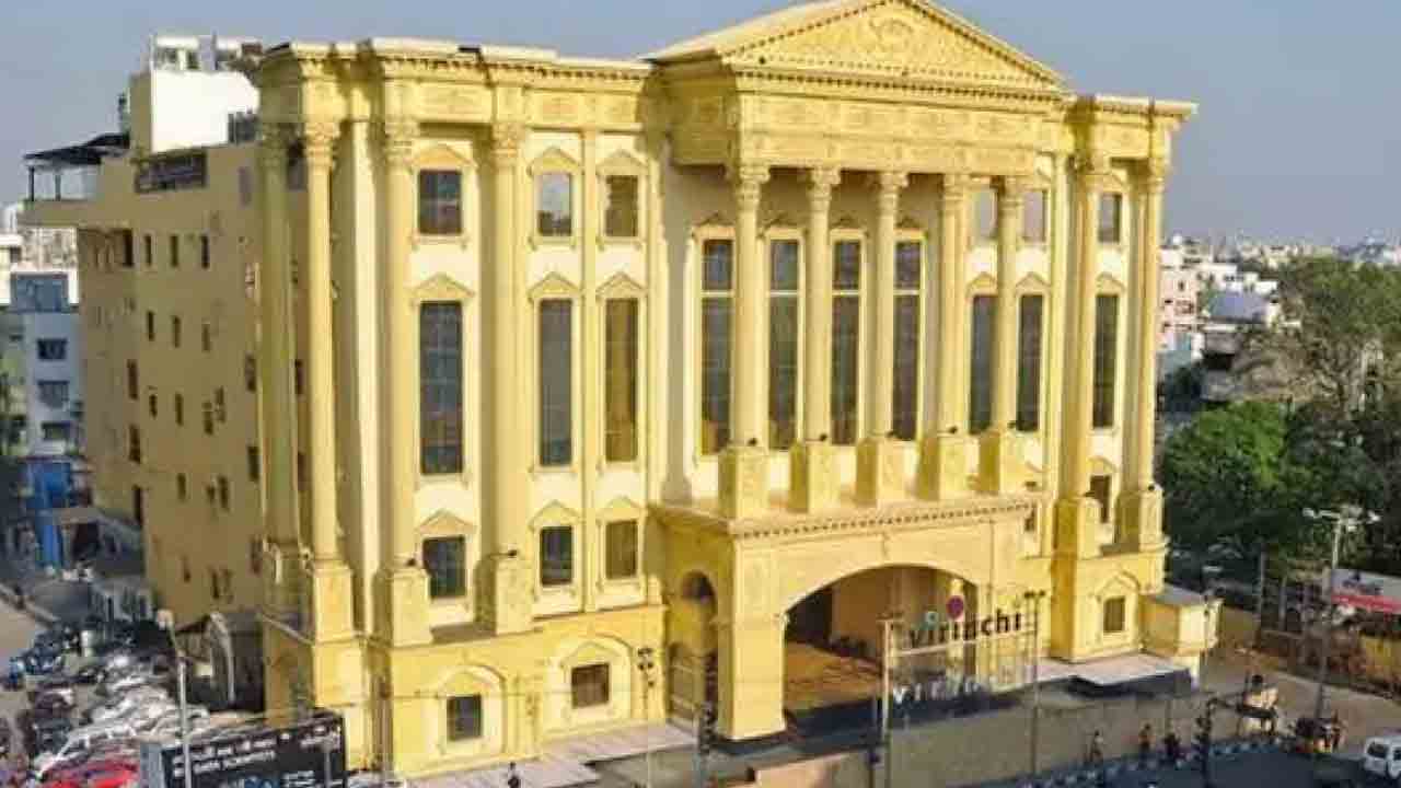 విరించి దవాఖానకు హైకోర్టు నోటీసులు