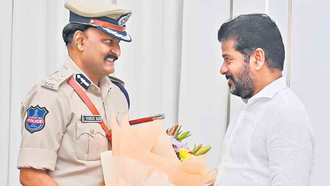 సీఎంను కలిసిన రాచకొండ సీపీ సుధీర్‌బాబు