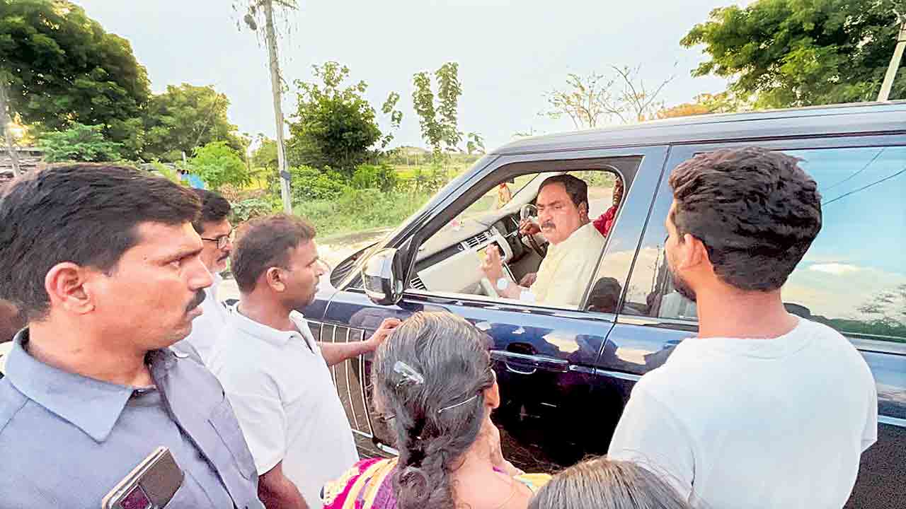 సురేశ్‌బాబుకు అండగా ఉంటాం..