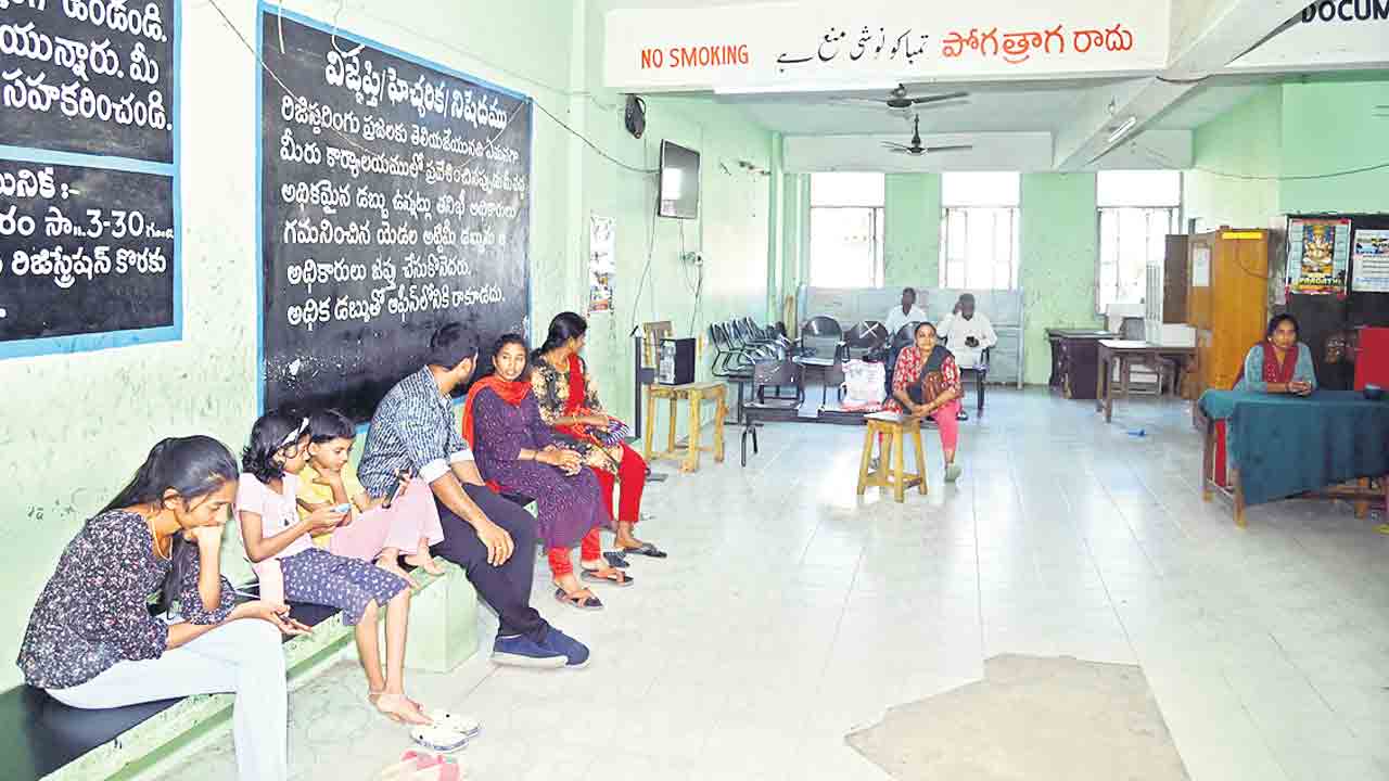 సర్వర్‌ డౌన్‌ రిజిస్ట్రేషన్లకు బ్రేక్