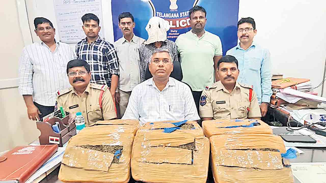 రైలులో గంజాయి.. నిందితుడి అరెస్టు