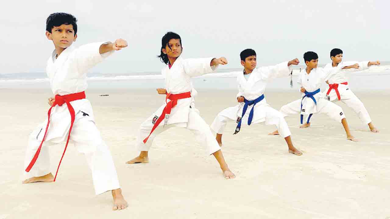 చిచ్చర పిడుగులు