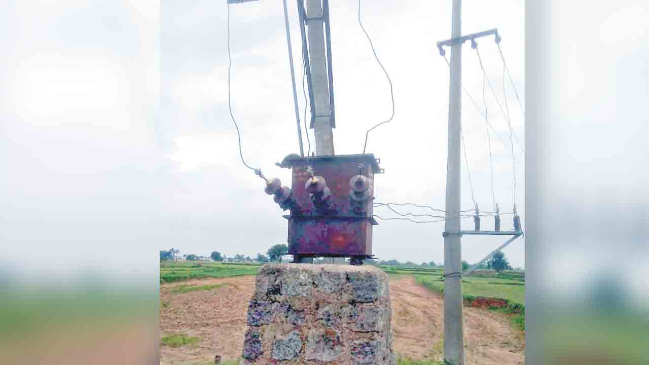 ట్రాన్స్‌ఫార్మర్ల బిగింపు