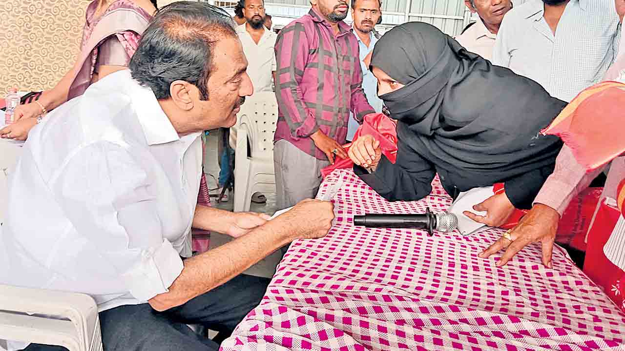 ‘సమస్యలపై శంఖారావం’