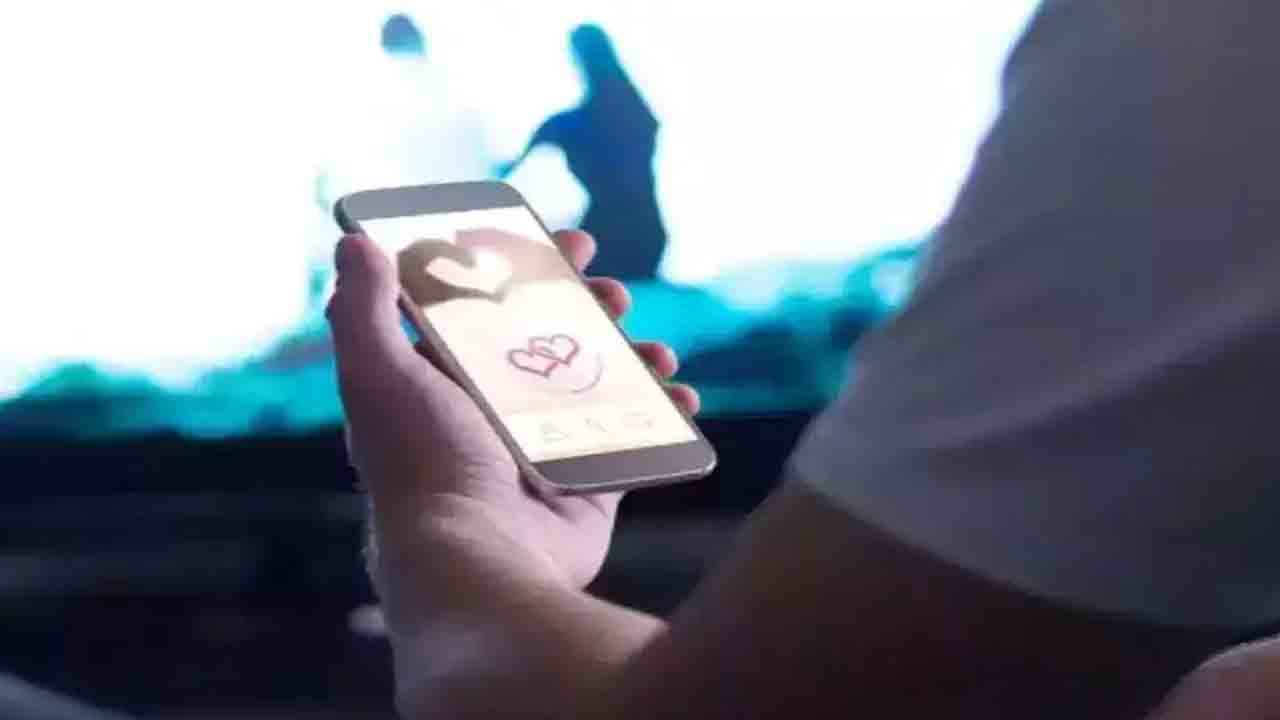 డేటింగ్‌ యాప్‌తో మోసం